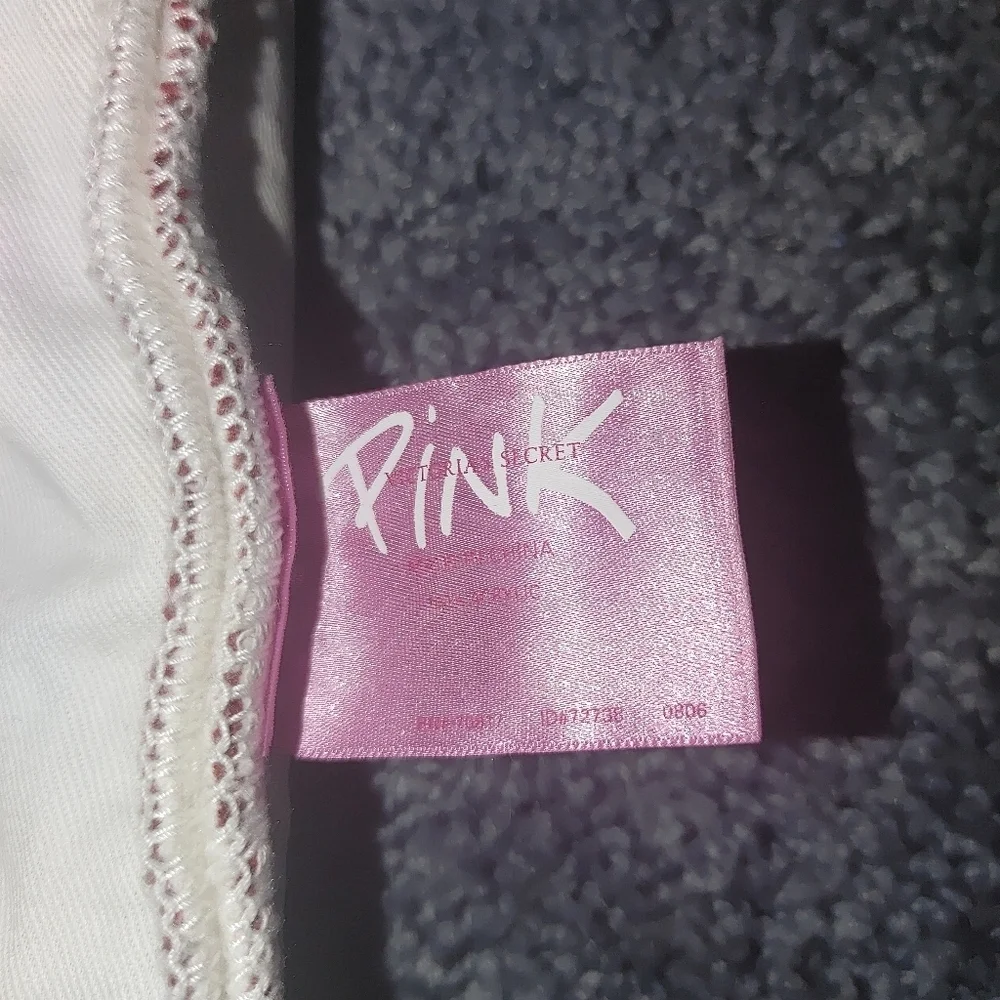 Victoria's Secret Cream and Red Retro Tote And Blanket Bundle.
